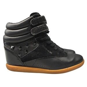 Reebok Chi-Kaze Wedge Sneakers Studded High Top Womens 8.5 Black Gum Sole M42502